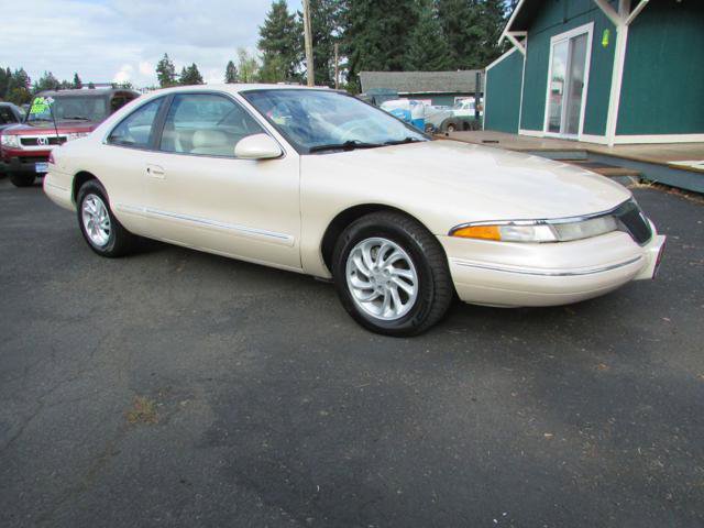 Used 1995 Lincoln Mark VIII image 3