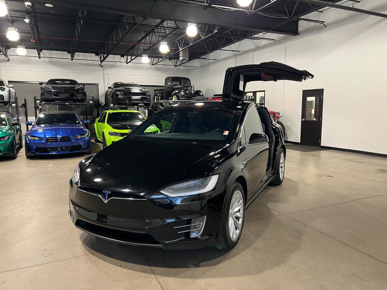 Used 2018 Tesla Model X 75D image 28