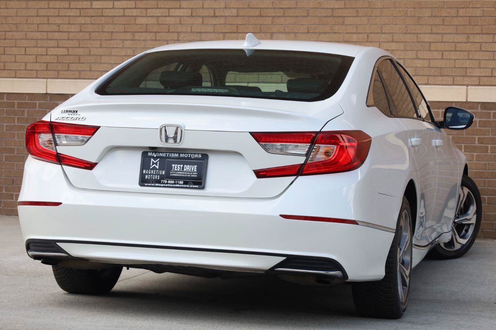 Used 2019 Honda Accord EX image 11