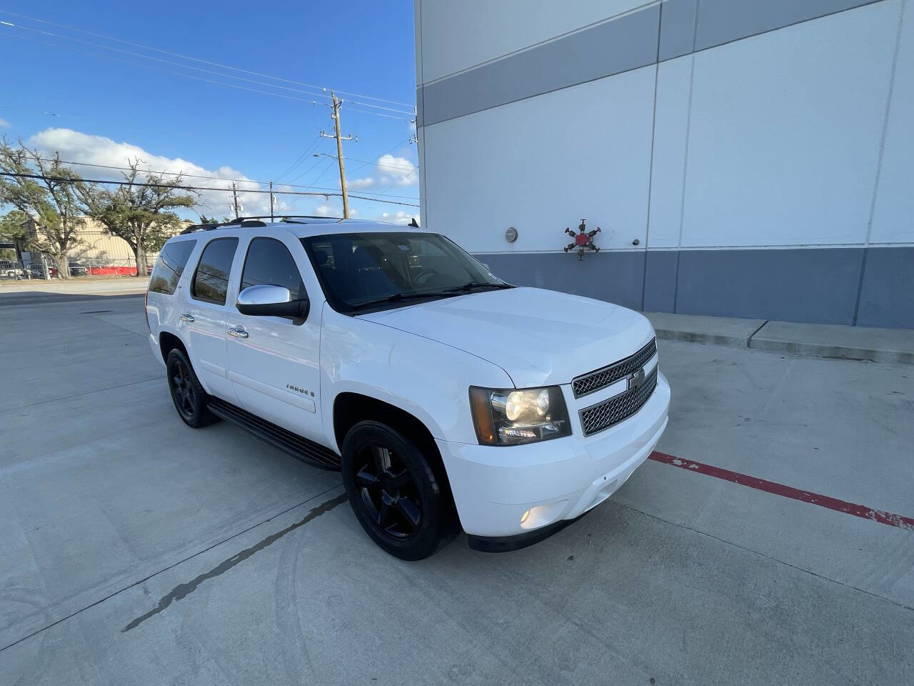 Used 2008 Chevrolet Tahoe LTZ w/ LTZ Preferred Equipment Group image 1