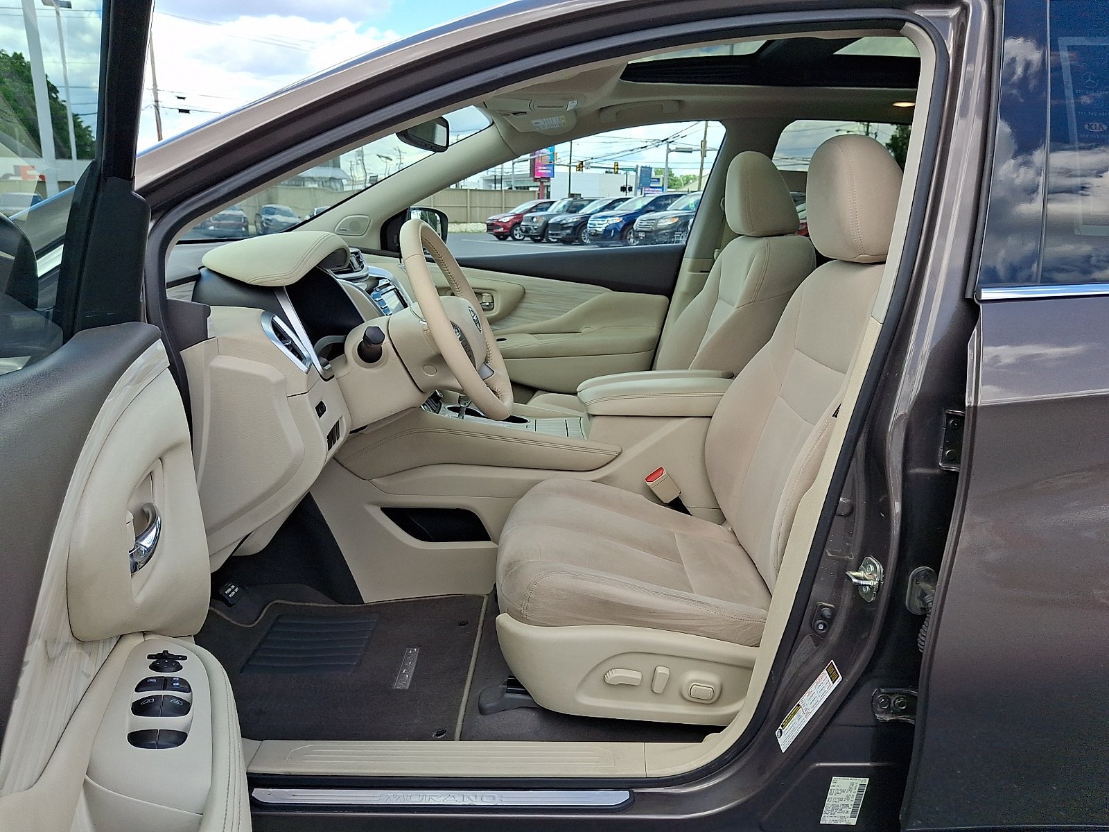 Used 2017 Nissan Murano SV w/ Premium Package AWD/4WD image 15