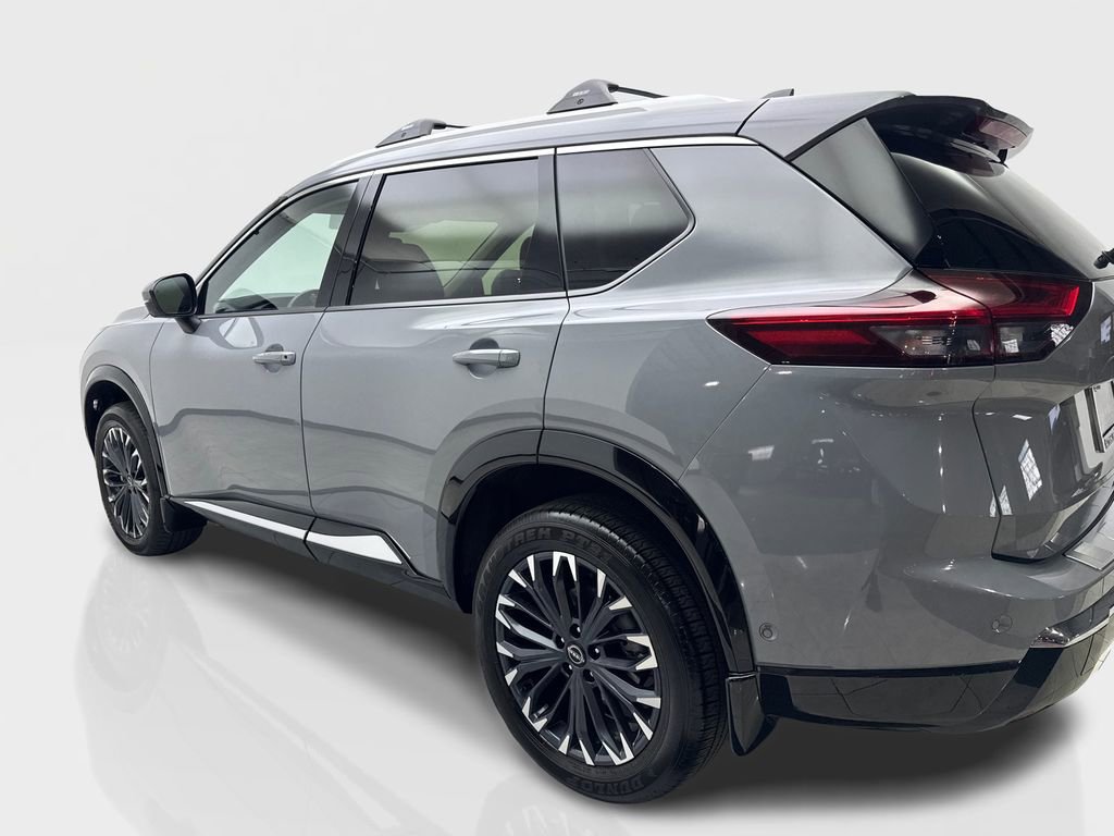 Used 2025 Nissan Rogue Platinum w/ Tech Package image 14