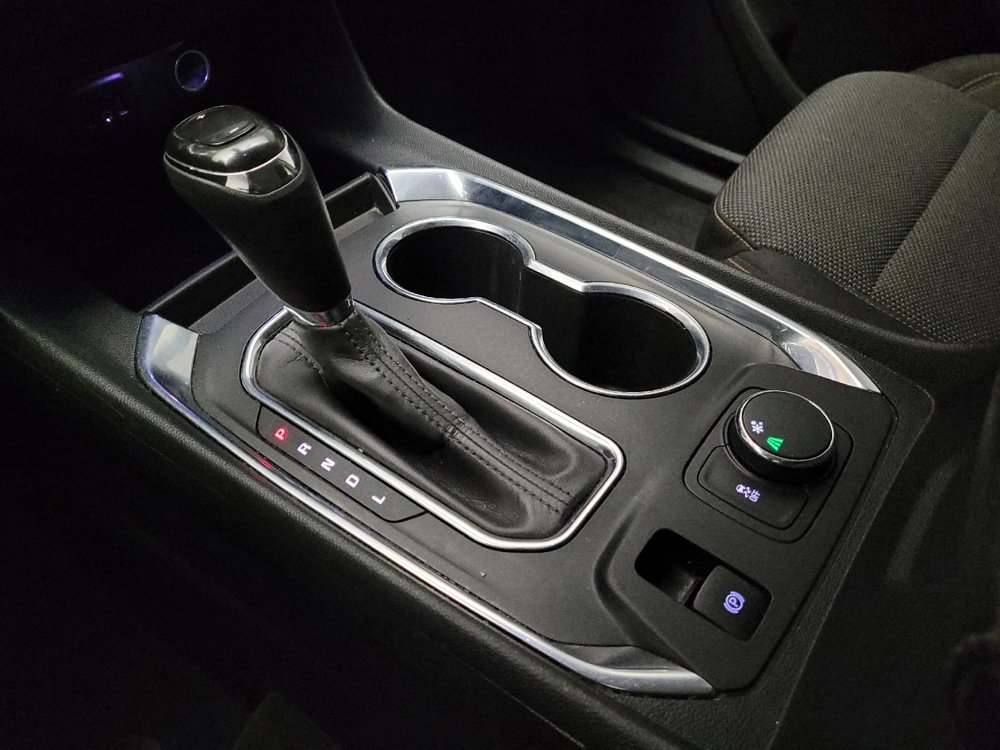 Used 2020 Chevrolet Traverse LS image 26