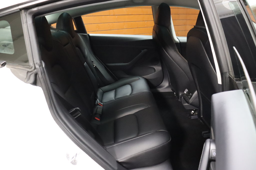 Used 2023 Tesla Model 3 Standard Range RWD image 43