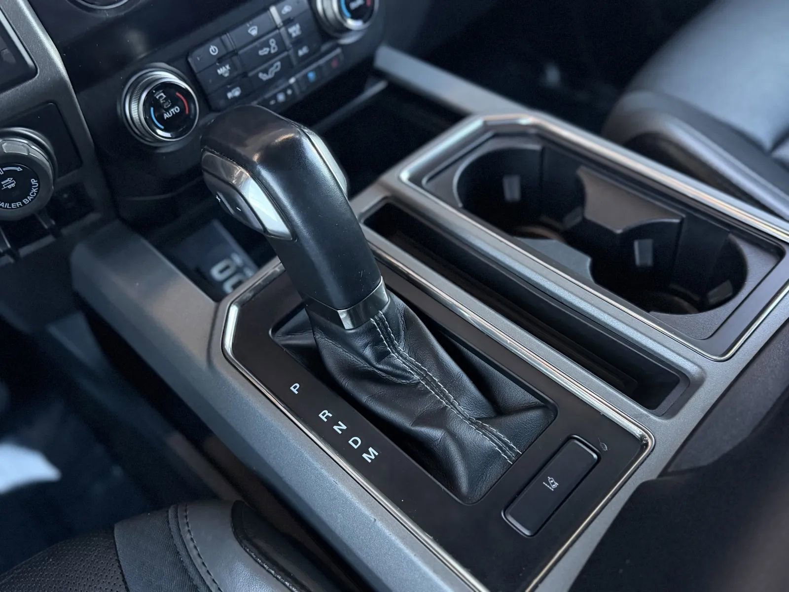 Used 2020 Ford F150 Raptor w/ Equipment Group 802A Luxury image 38