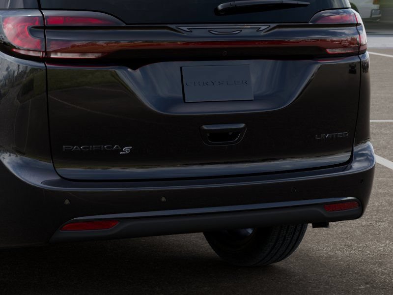 New 2027 Chrysler Pacifica Limited w/ S Appearance Package FWD image 14