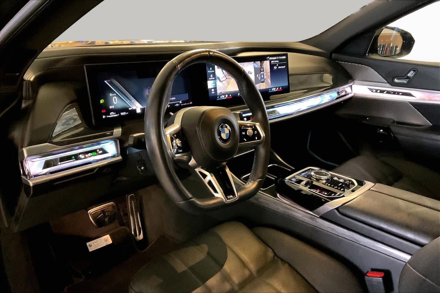 Certified 2025 BMW 740i RWD image 15