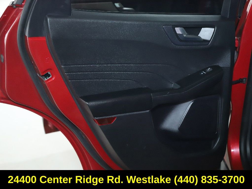 Used 2022 Ford Escape SEL image 13