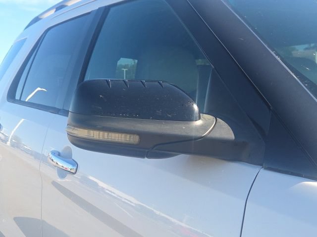 Used 2012 Ford Explorer XLT FWD image 6