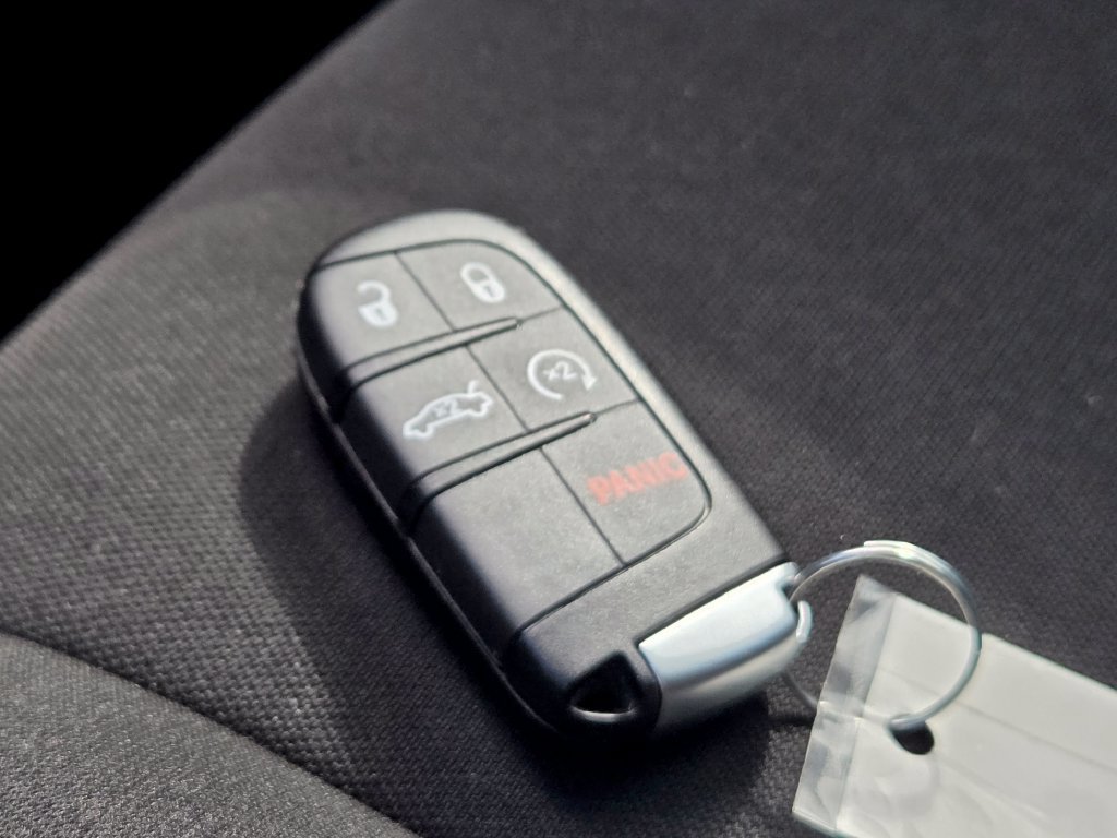 Used 2022 Dodge Charger R/T RWD image 34