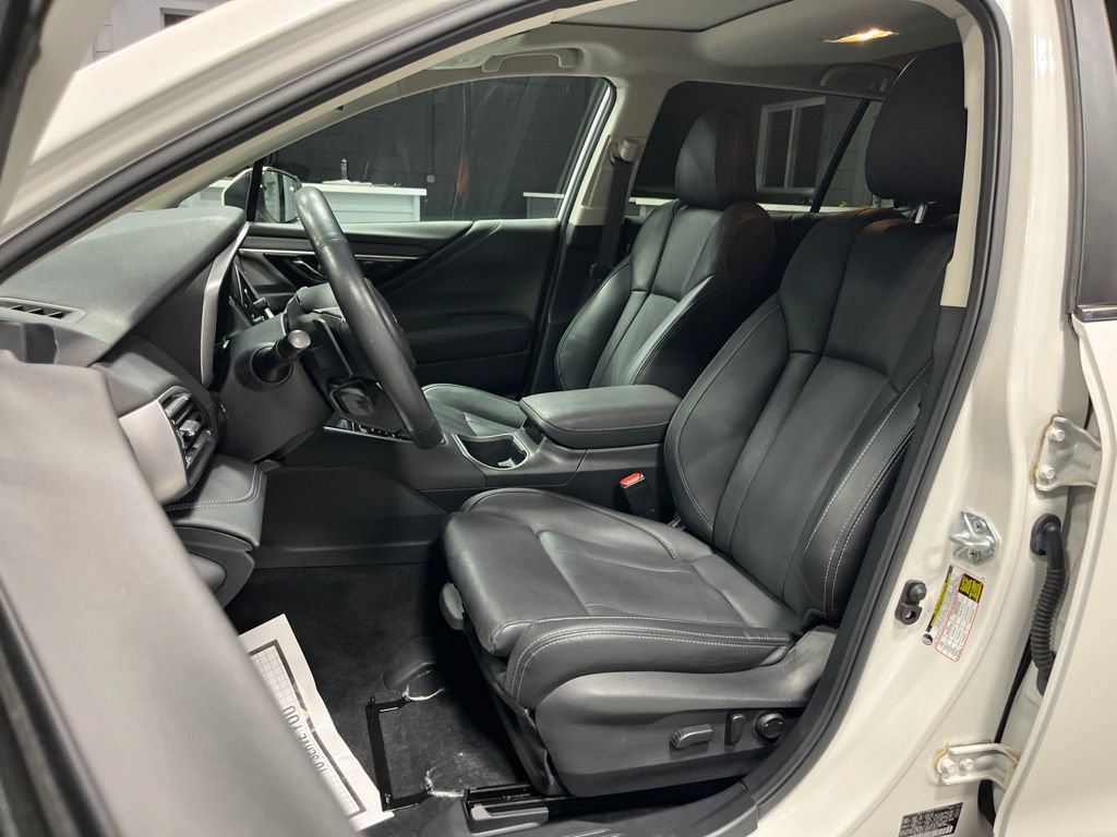 Used 2022 Subaru Outback Limited AWD/4WD image 16
