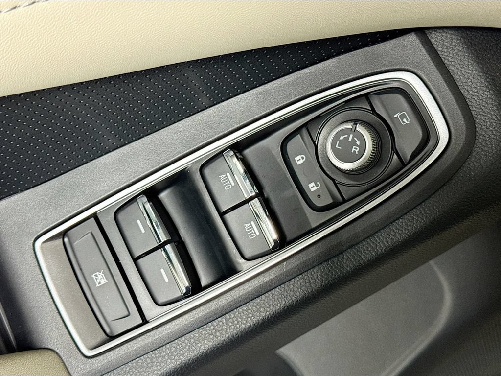 New 2026 Subaru Ascent Limited AWD/4WD image 16