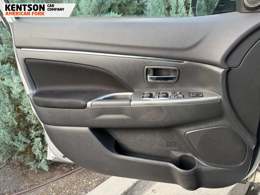 Used 2021 Mitsubishi Outlander Sport ES AWD/4WD image 18