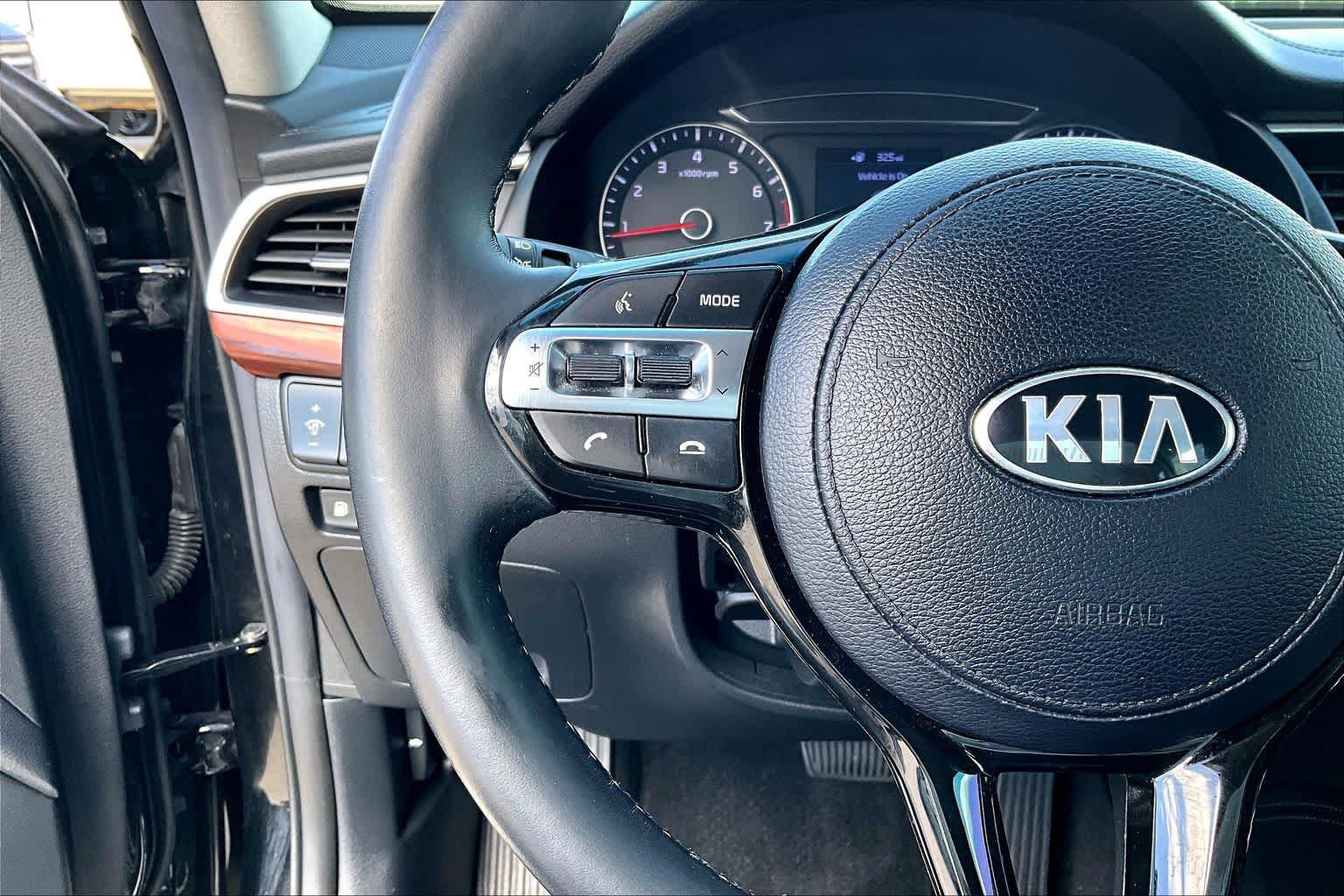Used 2019 Kia Cadenza Technology FWD image 24
