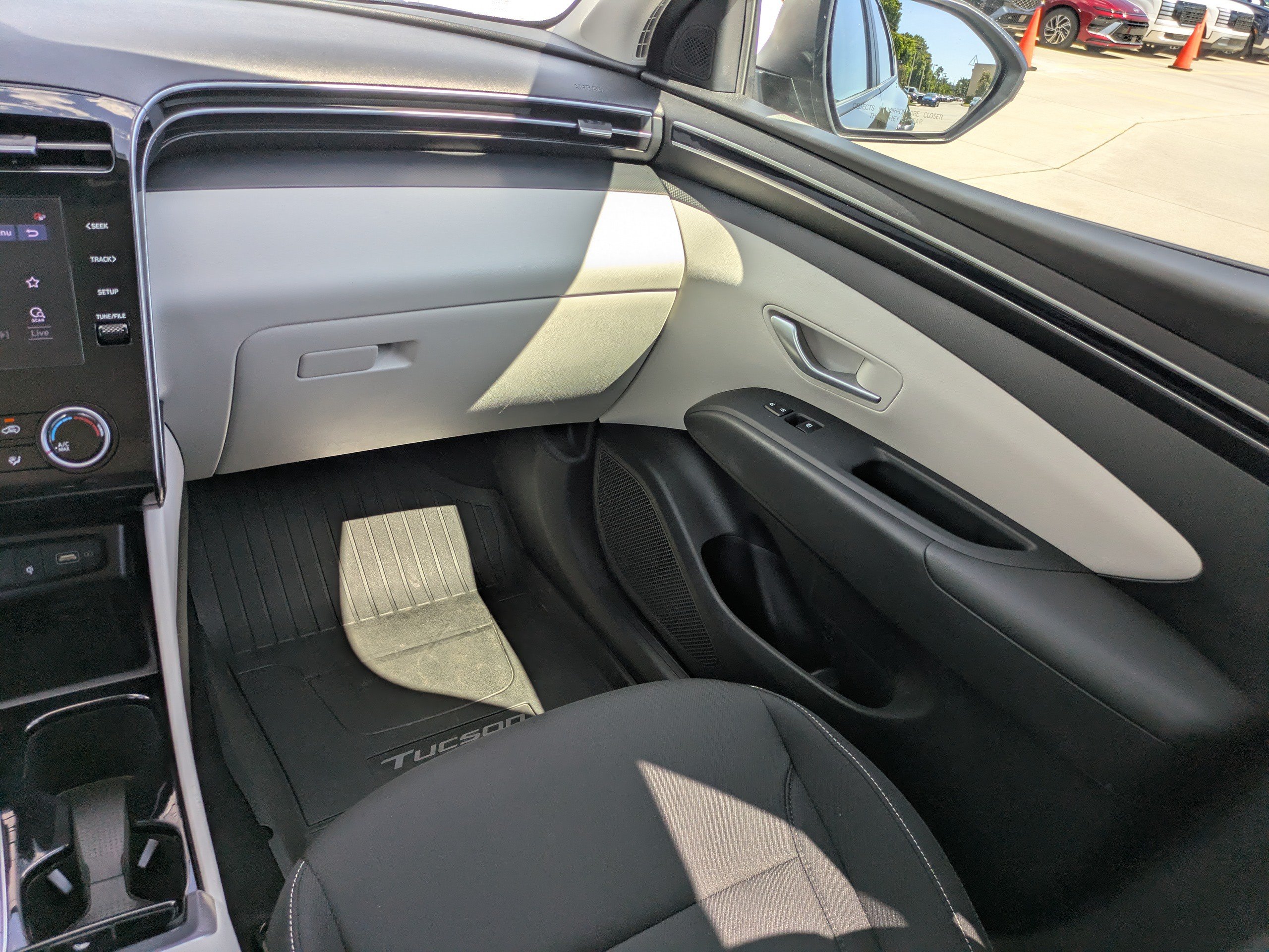 Certified 2023 Hyundai Tucson SEL AWD/4WD image 16