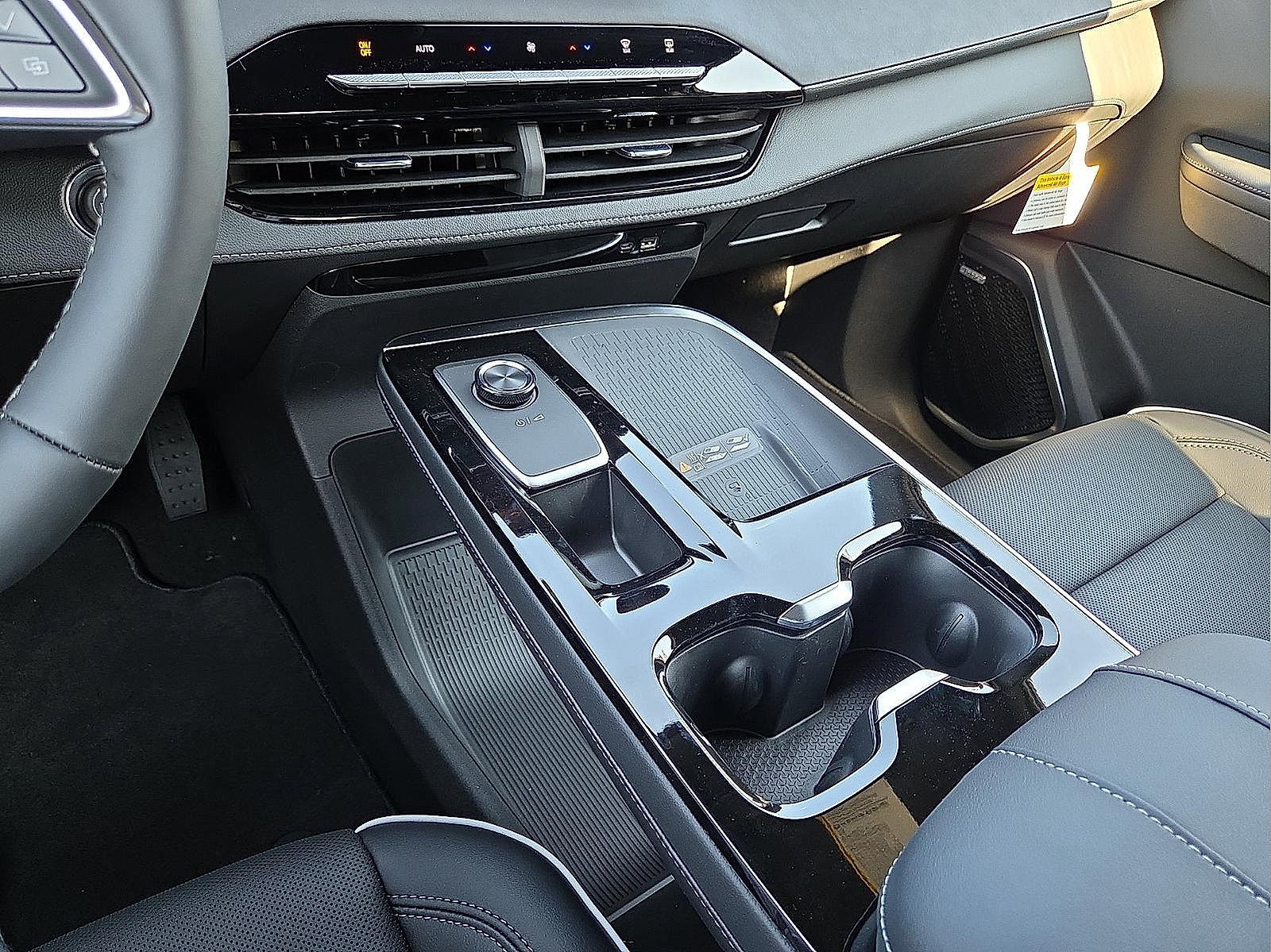 New 2027 Buick Enclave Sport Touring w/ Power Package FWD image 25