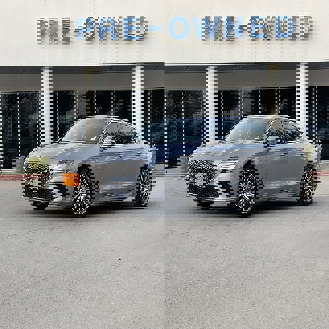 Used 2025 Genesis G70 2.5T image 1