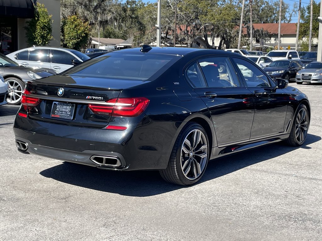 Used 2018 BMW M760i xDrive w/ Luxury Rear Seating Package AWD/4WD image 21