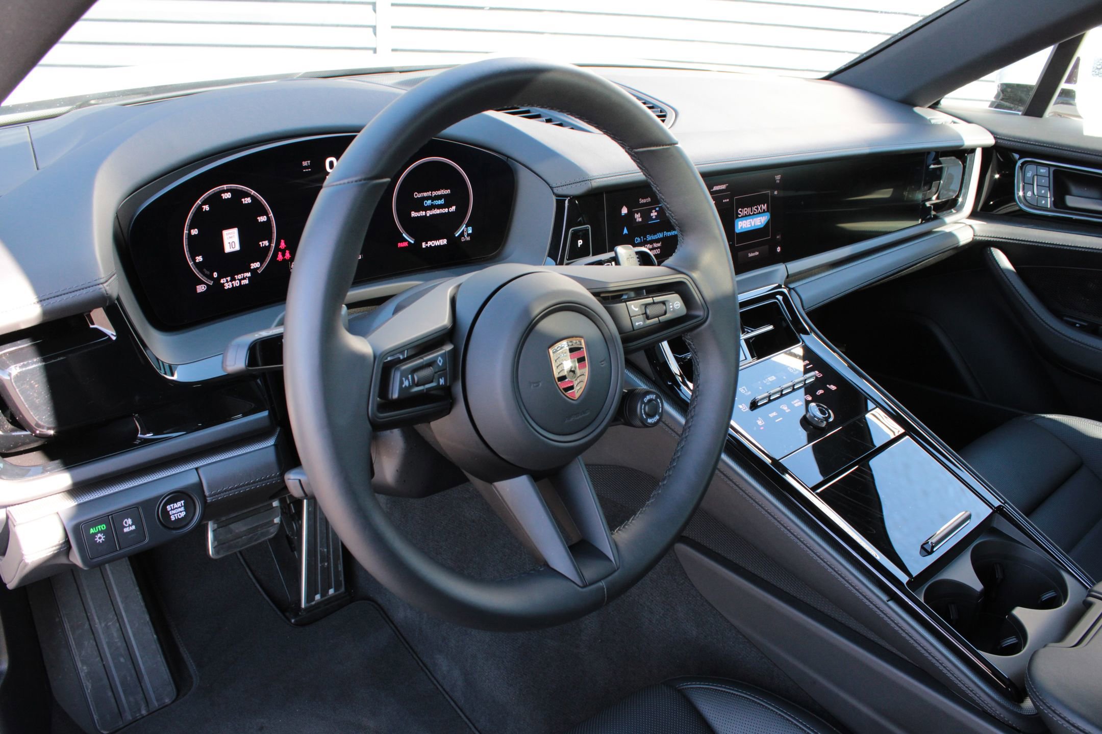 Used 2025 Porsche Panamera 4S image 4