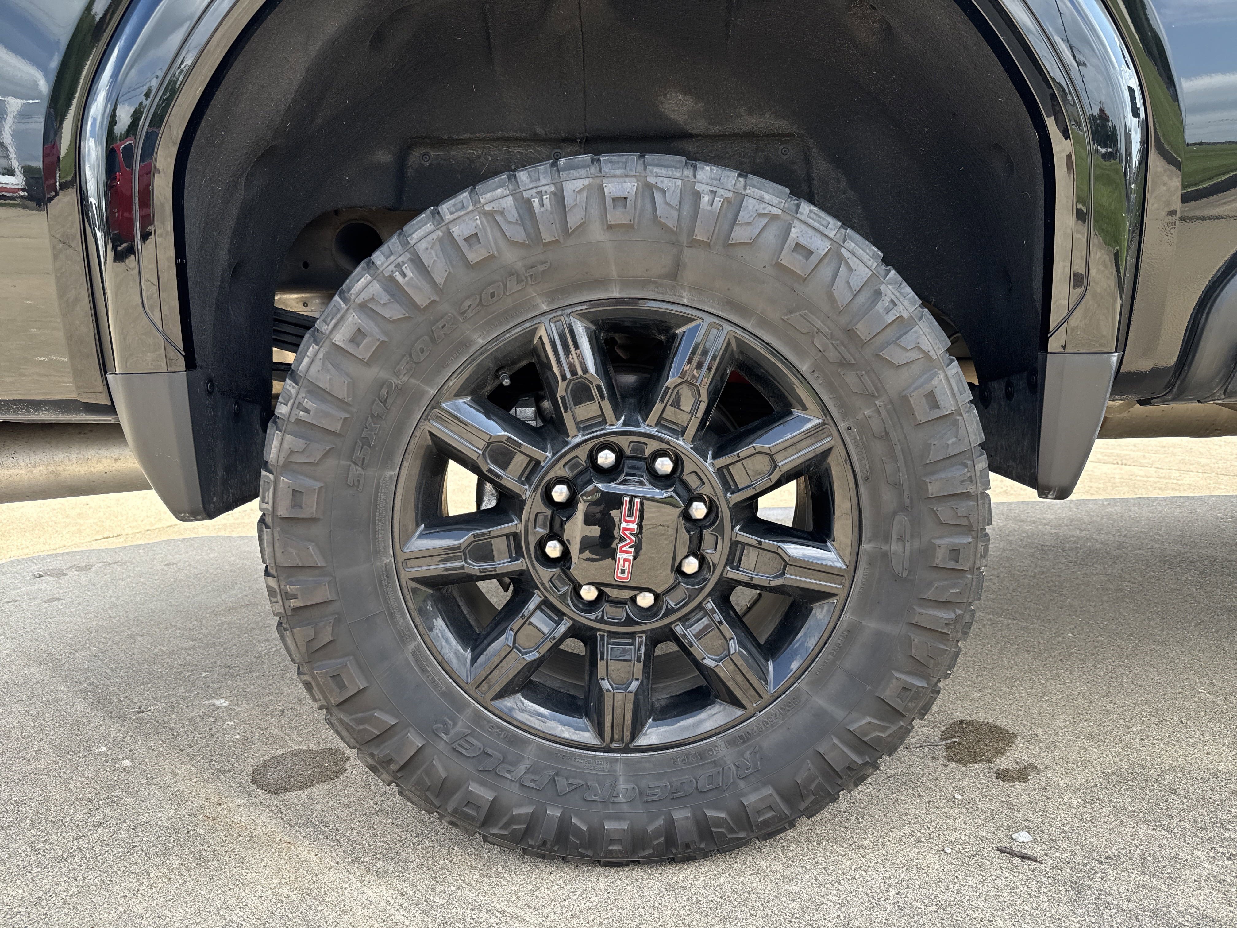 Used 2024 GMC Sierra 2500 AT4 w/ AT4 Premium Plus Package image 24