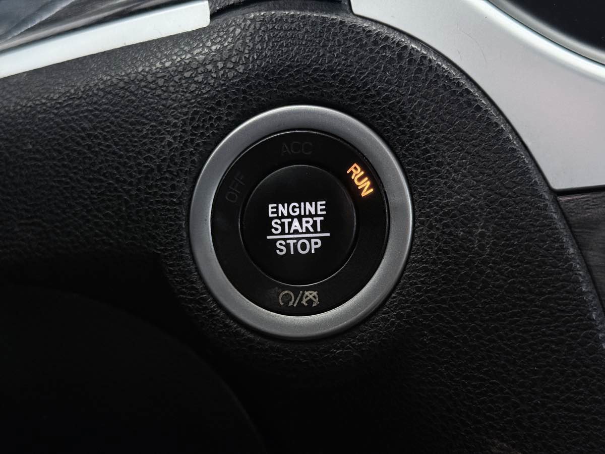 Used 2019 Chrysler 300 Touring L w/ Quick Order Package 22F image 53