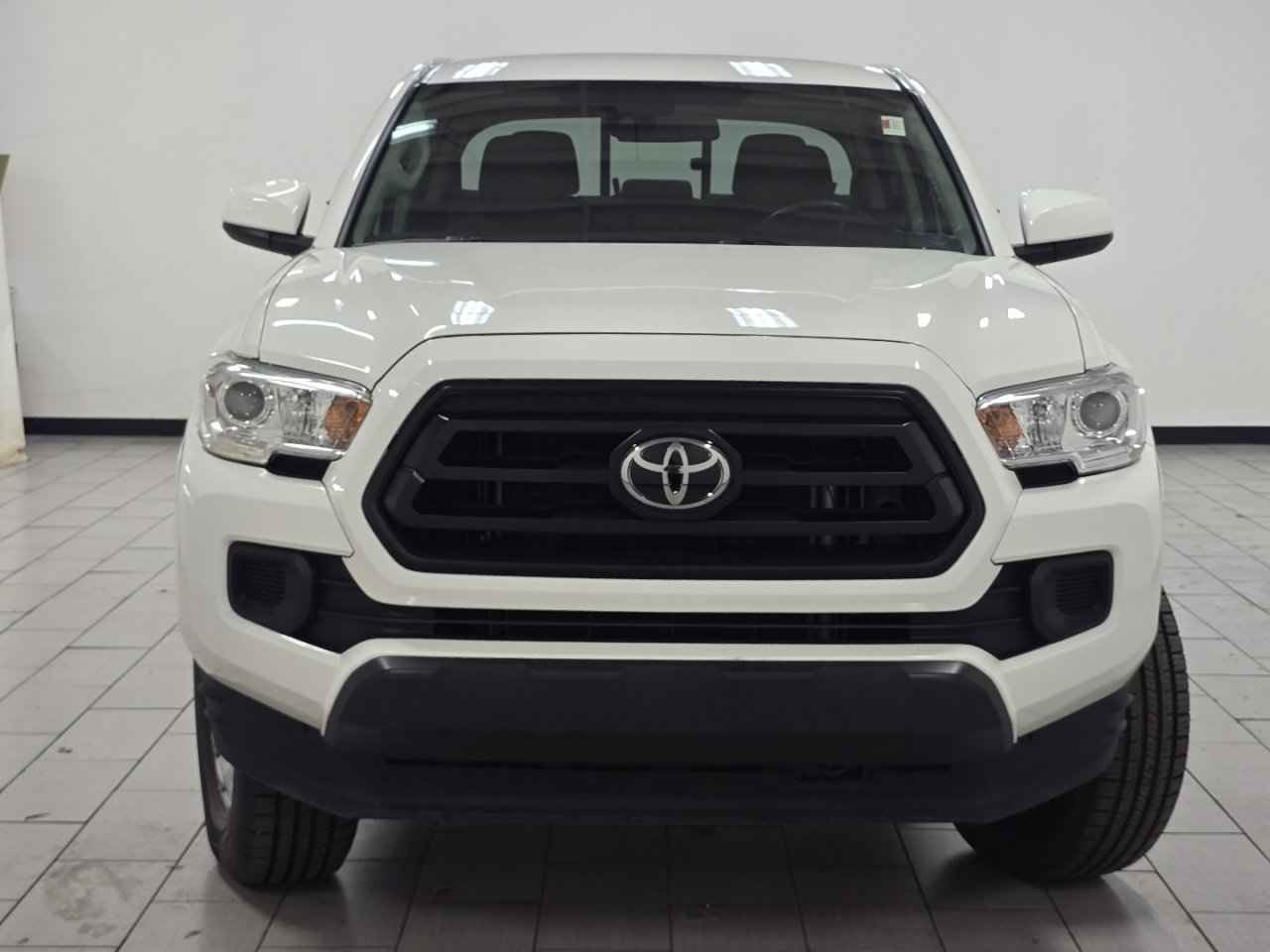 Certified 2023 Toyota Tacoma SR AWD/4WD image 14