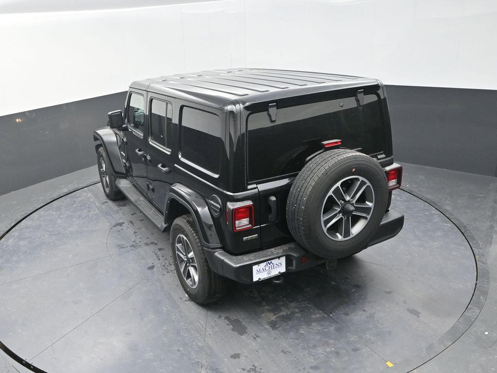 Used 2023 Jeep Wrangler Sahara w/ Cold Weather Group image 19
