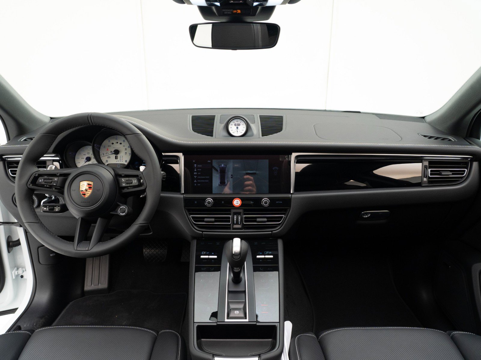 New 2026 Porsche Macan Turbo image 20