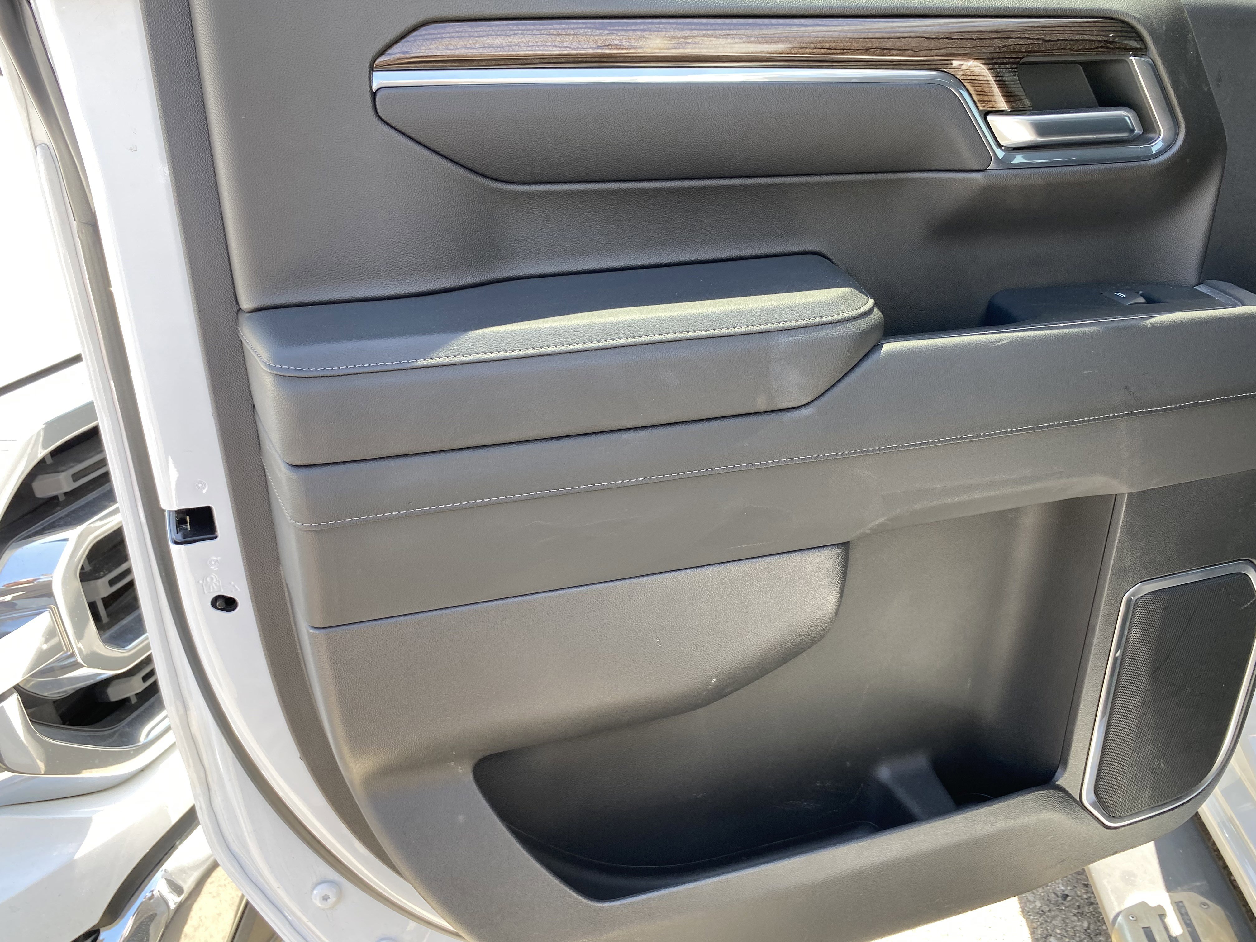 Used 2023 Chevrolet Silverado 1500 RST w/ Protection Package image 17