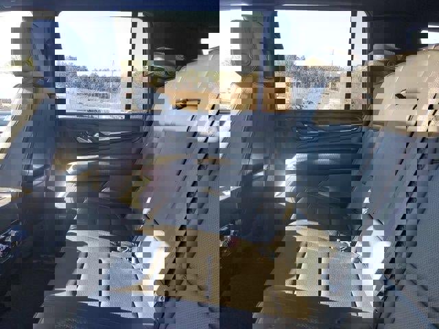 Used 2024 GMC Yukon XL Denali image 9