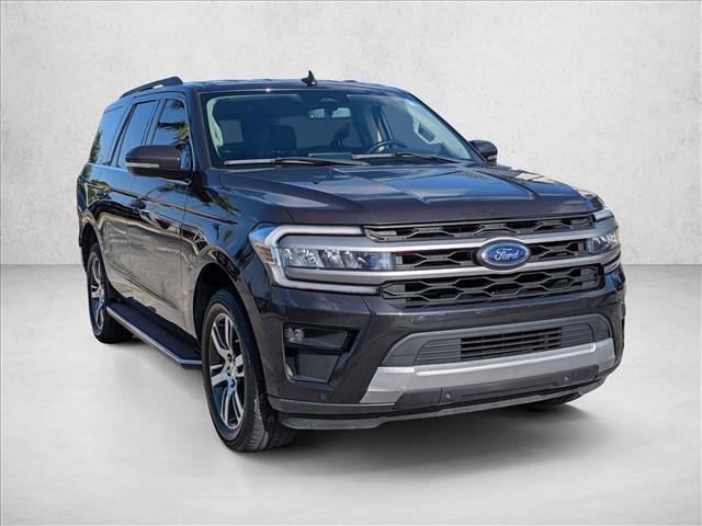 Certified 2023 Ford Expedition XLT RWD image 3