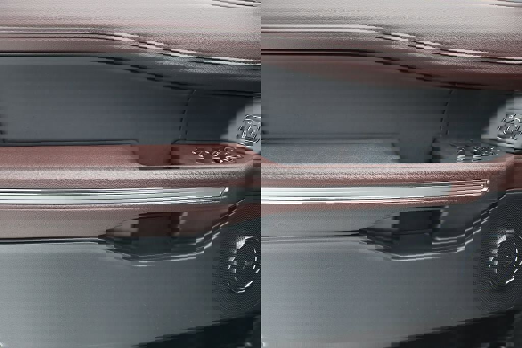 Used 2024 Ford Expedition Max Limited image 16