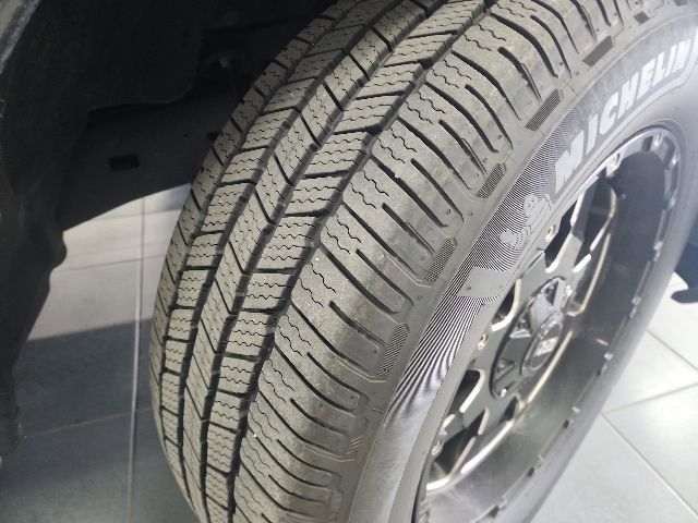 Used 2018 RAM 1500 Sport w/ Convenience Group AWD/4WD image 3