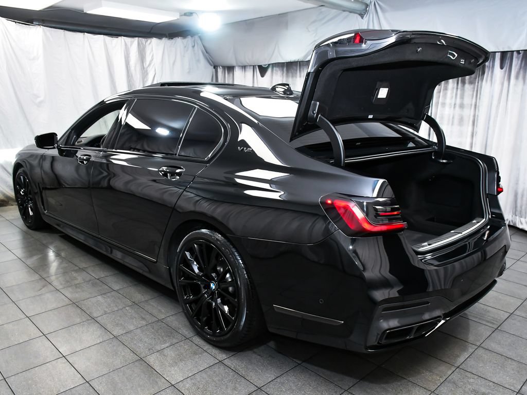 Used 2022 BMW M760i xDrive w/ Luxury Rear Seating Package AWD/4WD image 80