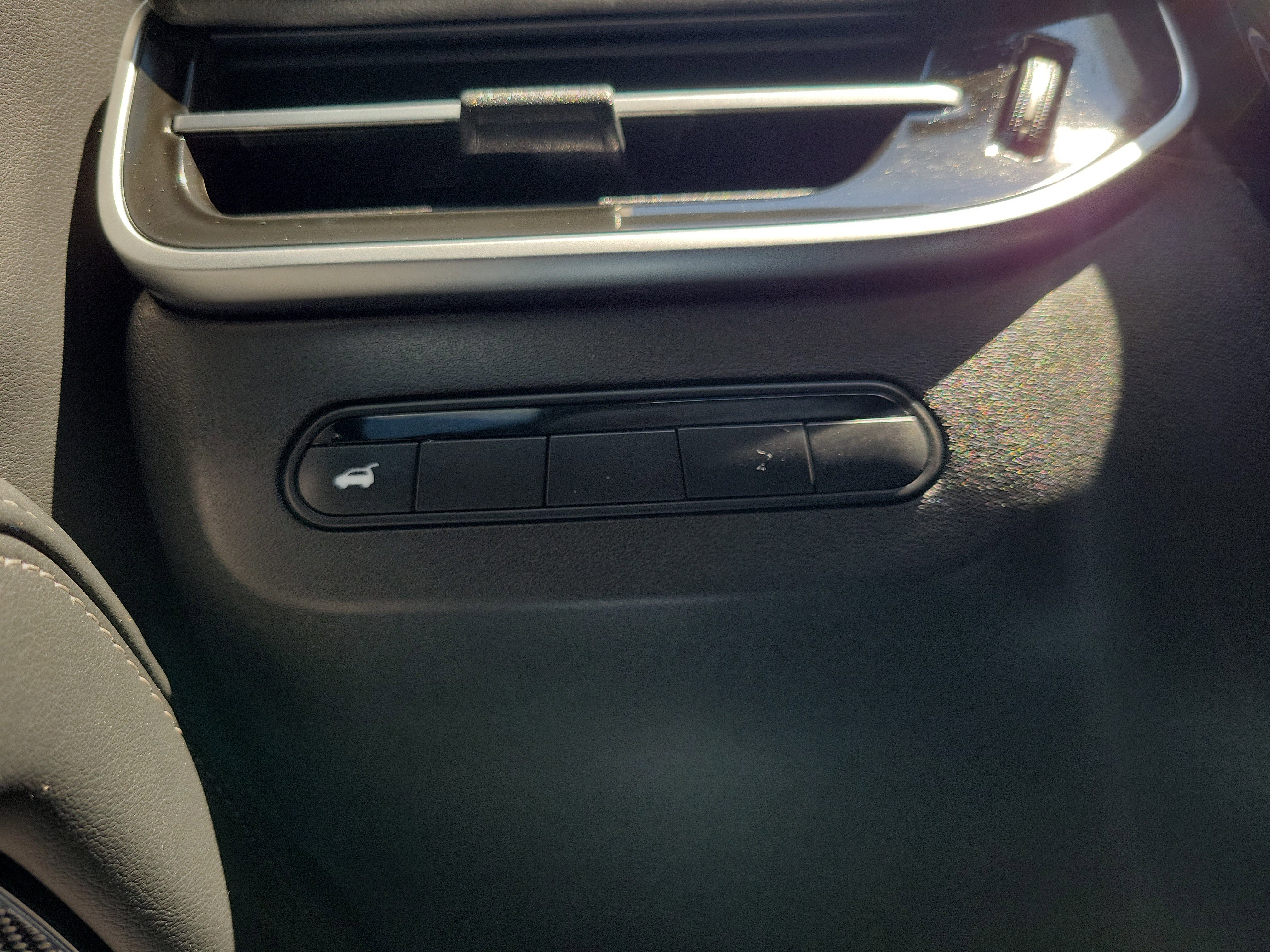 Certified 2025 INFINITI QX60 Pure image 30