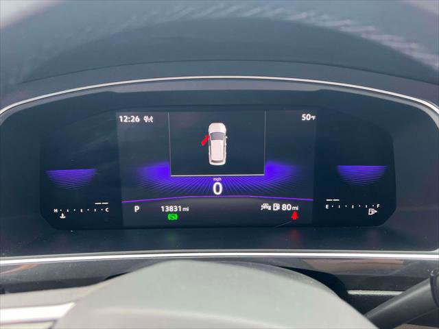 Used 2022 Volkswagen Tiguan SE R-Line image 26