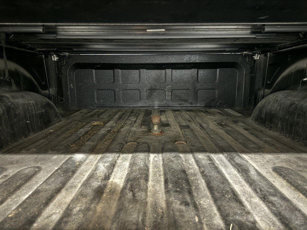 Used 2015 RAM 2500 Tradesman w/ Chrome Appearance Group AWD/4WD image 14