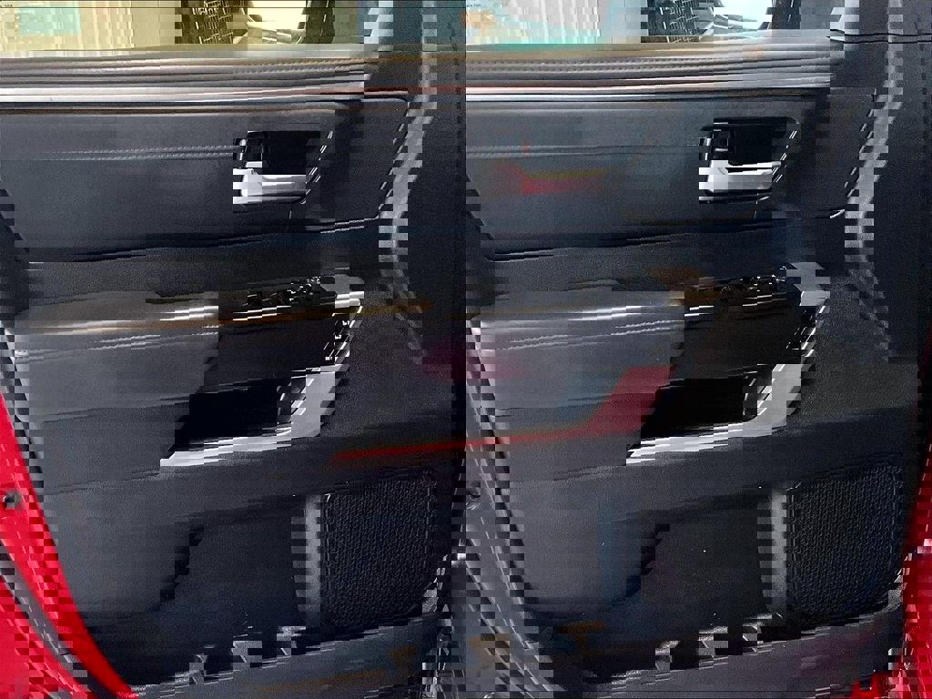 Used 2023 Toyota Tundra Platinum image 9