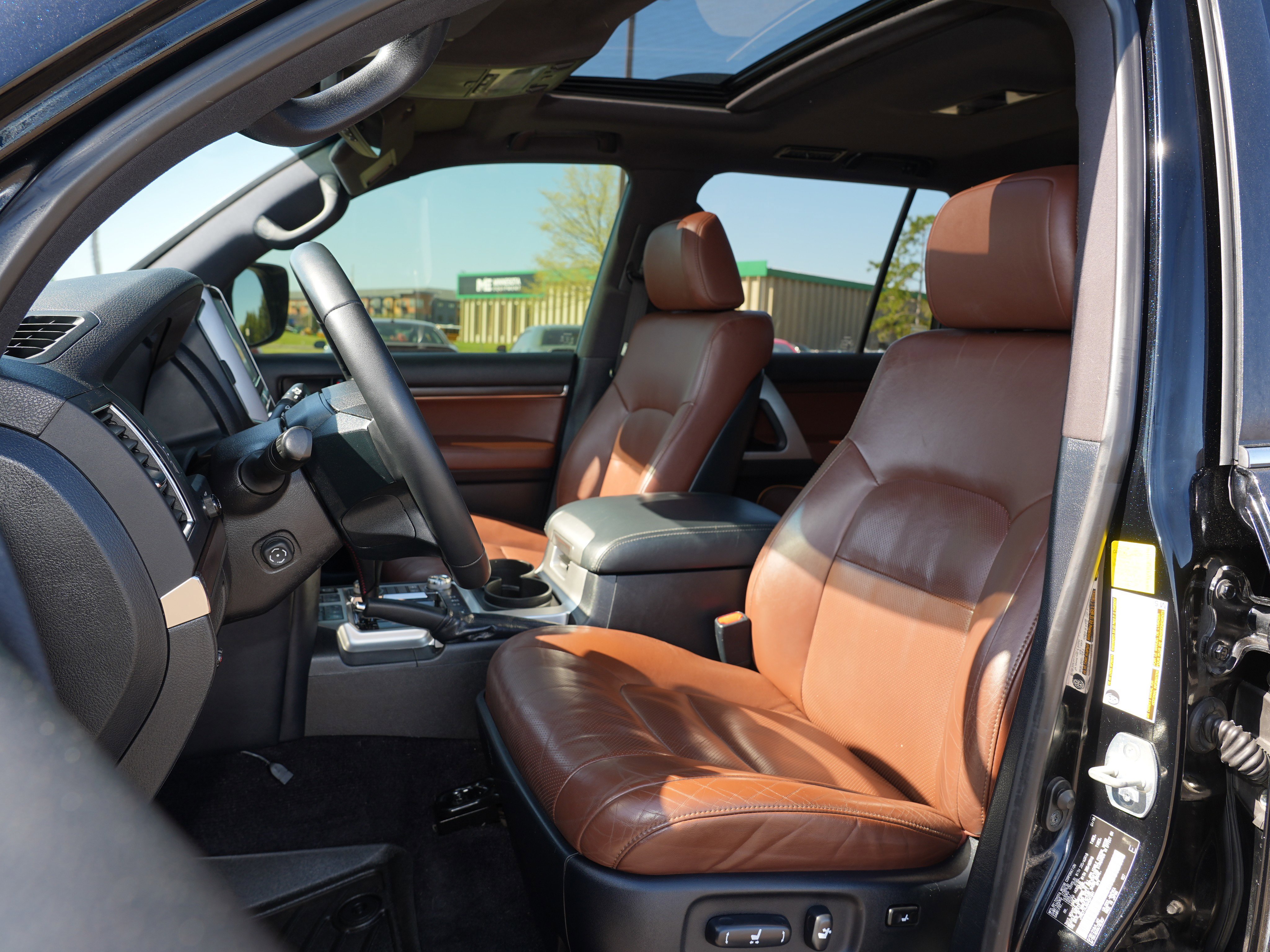 Used 2016 Toyota Land Cruiser AWD/4WD image 12