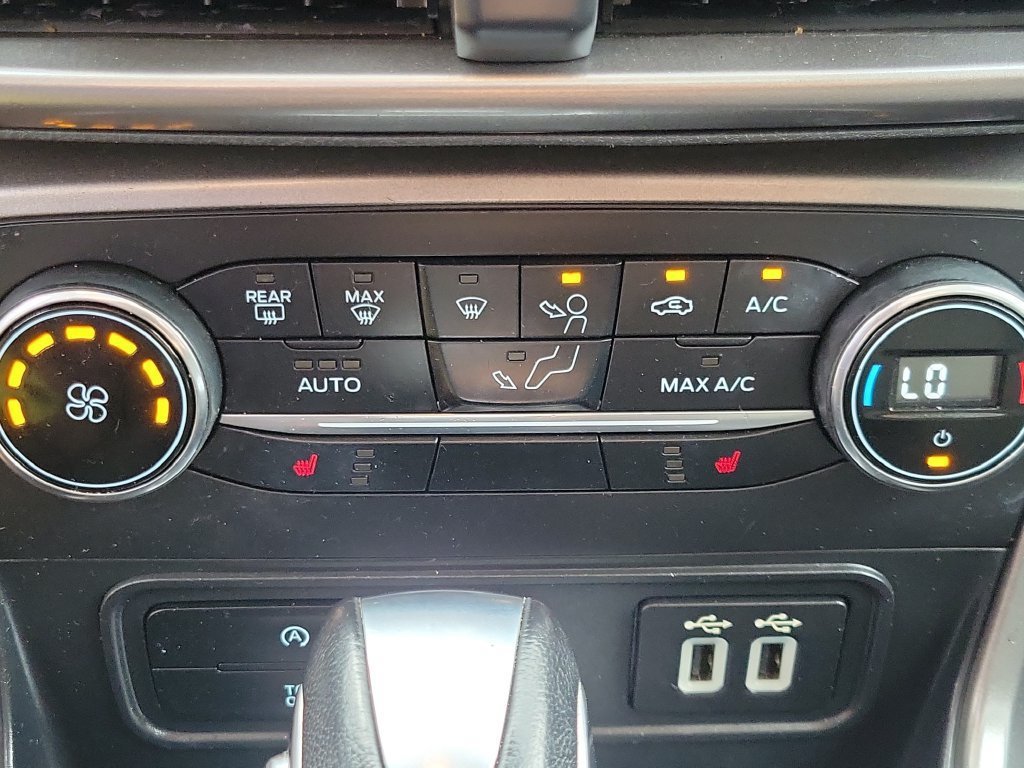 Used 2019 Ford EcoSport SE FWD image 26