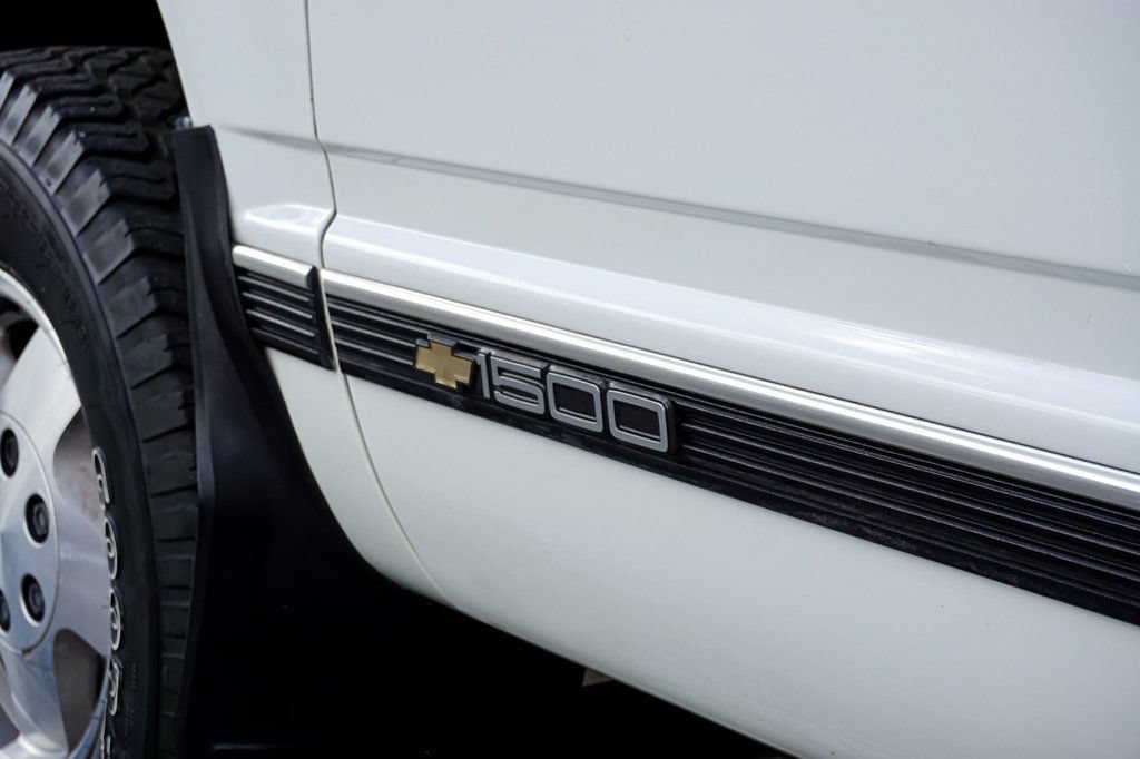 Used 1992 Chevrolet Silverado 1500 4x4 Regular Cab image 46