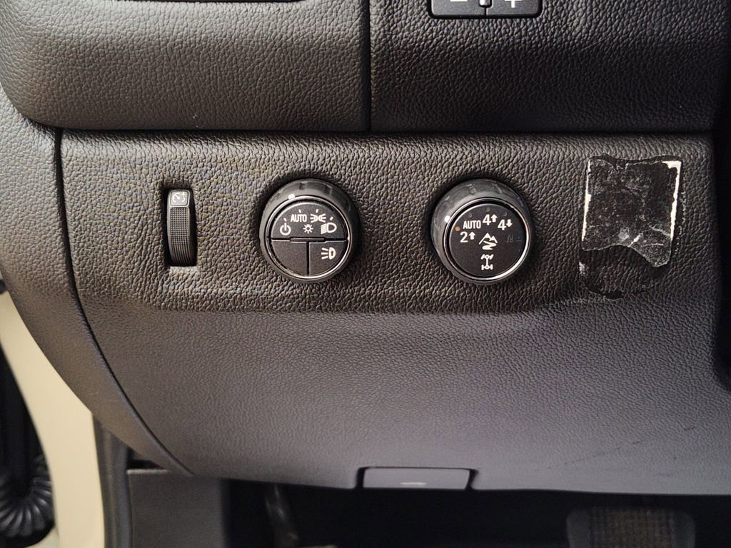 Used 2021 Chevrolet Colorado ZR2 w/ ZR2 Dusk Special Edition image 24