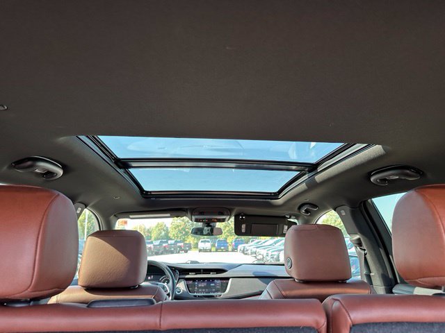 Used 2023 Cadillac XT5 Sportv AWD/4WD image 12