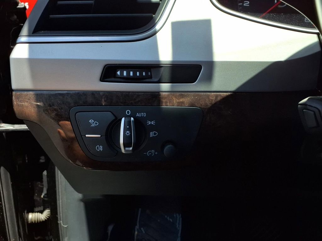 Used 2019 Audi Q7 2.0T Premium w/ Convenience Package AWD/4WD image 13