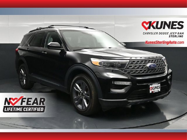 Used 2023 Ford Explorer XLT w/ XLT Sport Appearance Package AWD/4WD image 1