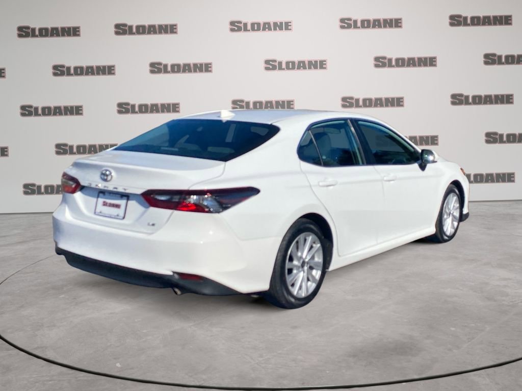 Used 2024 Toyota Camry LE image 5