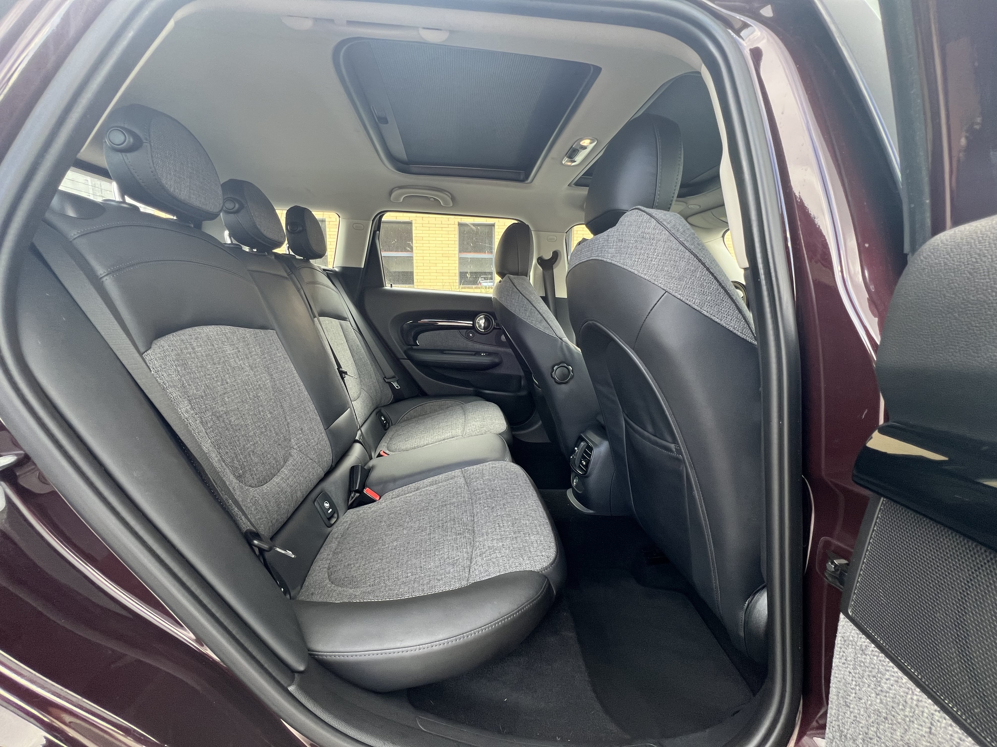 Used 2016 MINI Cooper Clubman FWD image 17