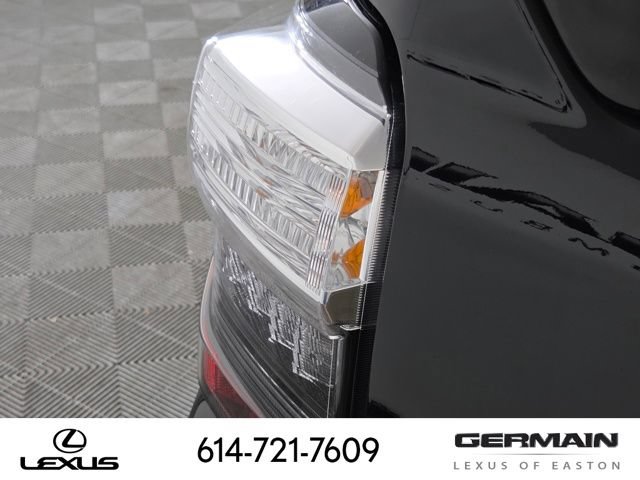 Used 2021 Toyota 4Runner TRD Off-Road Premium w/ Moonroof Package AWD/4WD image 15