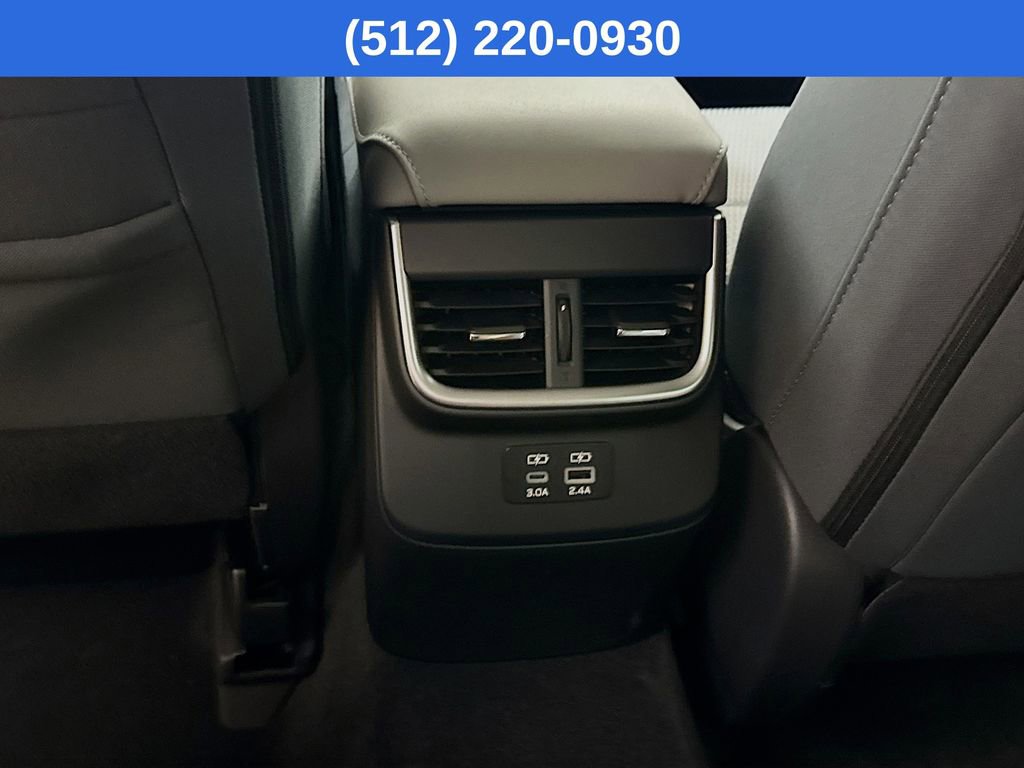 Used 2025 Subaru Outback Premium AWD/4WD image 31