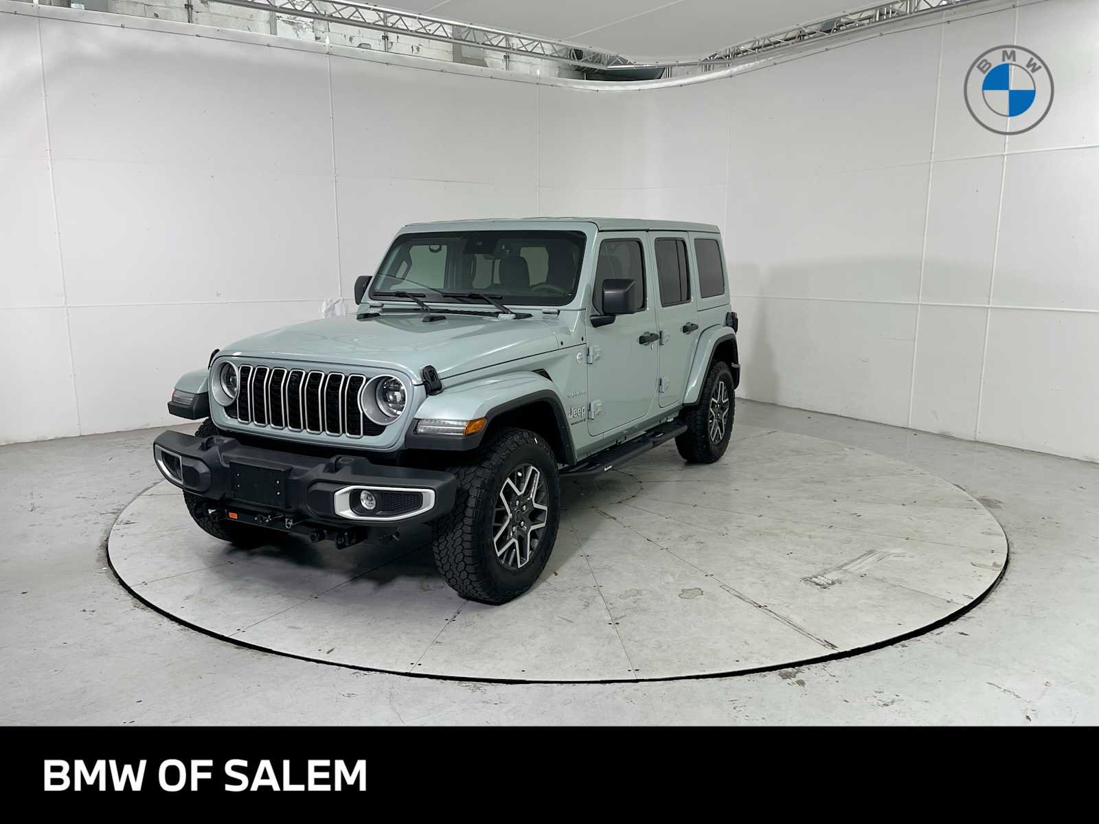 Used 2024 Jeep Wrangler Sahara w/ Technology Group image 1